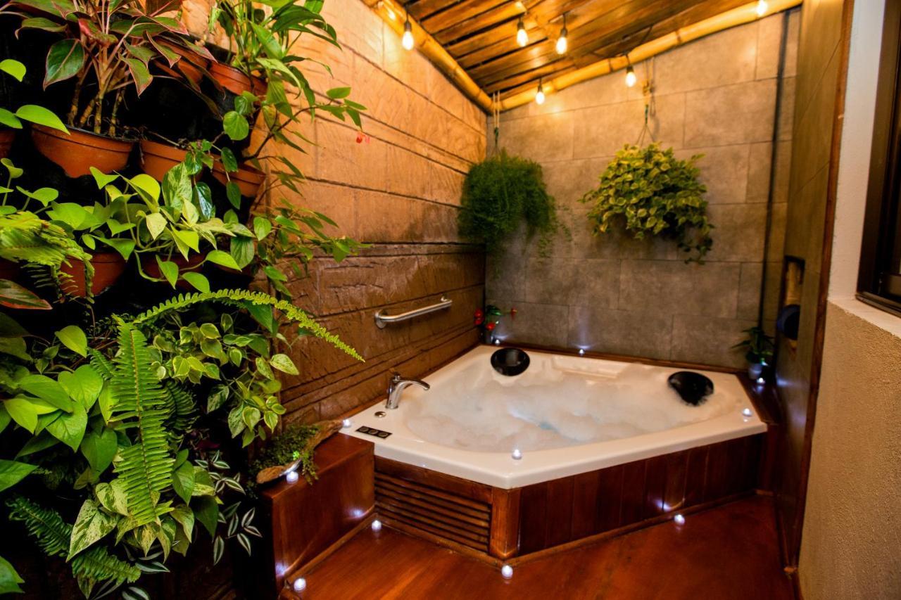 Casa Suculenta ,Monteverde Con Jacuzzi Privado Y Lavanderia Esterno foto