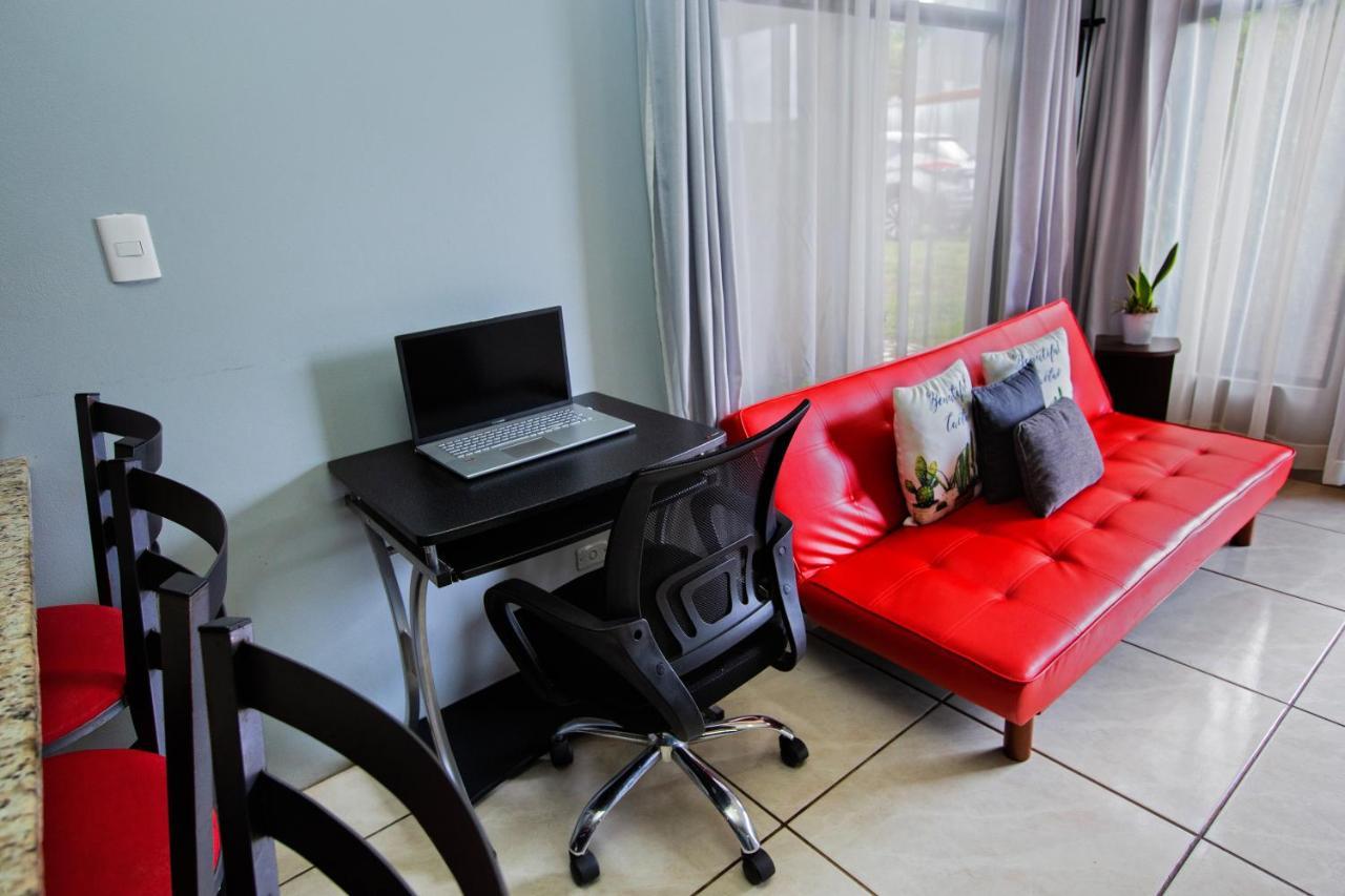 Casa Suculenta ,Monteverde Con Jacuzzi Privado Y Lavanderia Esterno foto