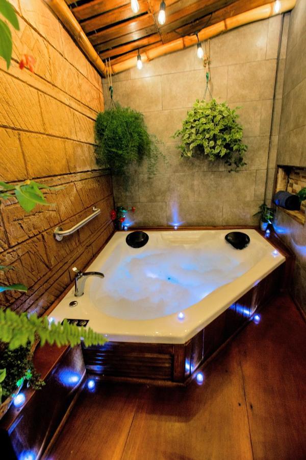 Casa Suculenta ,Monteverde Con Jacuzzi Privado Y Lavanderia Esterno foto